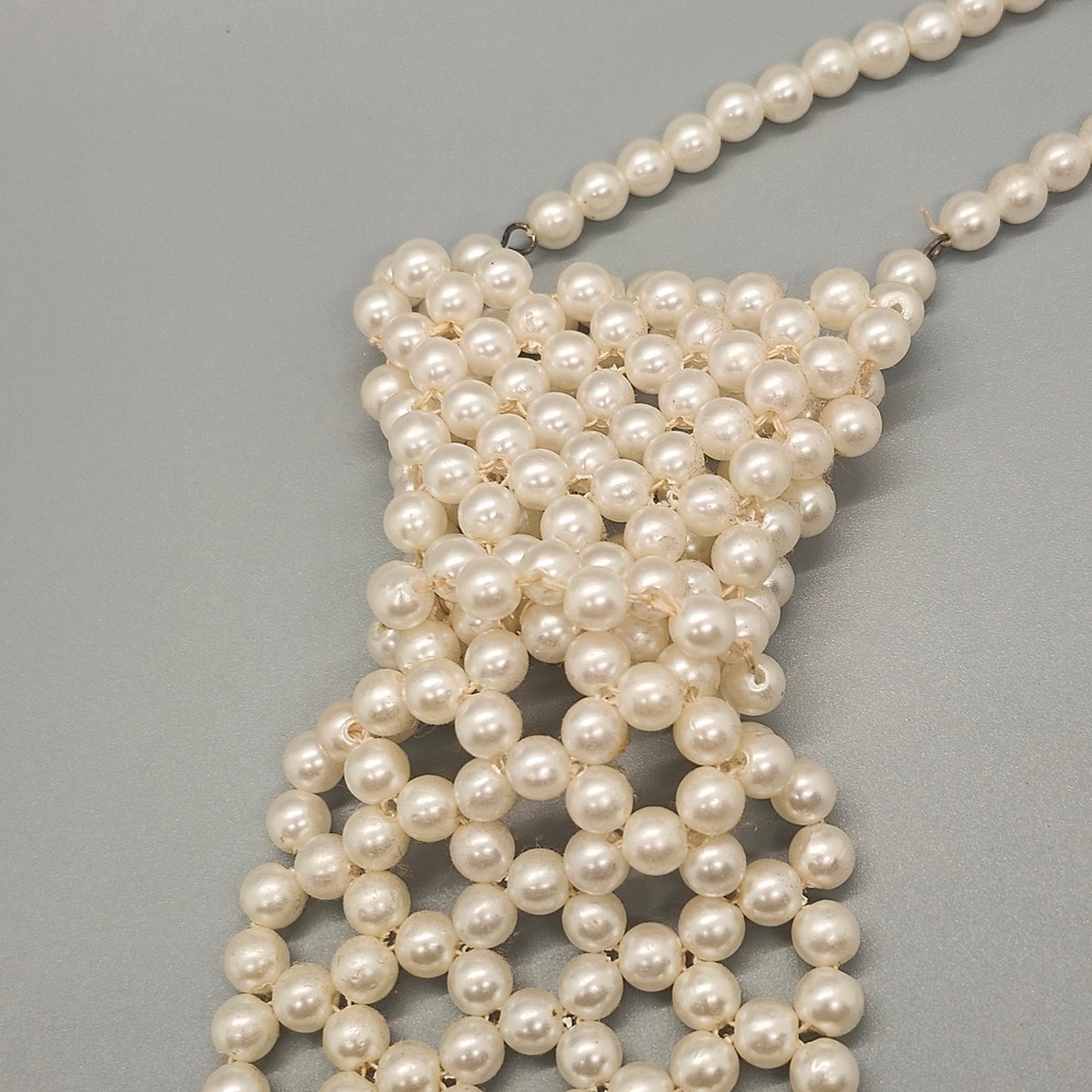 Novelty Faux Pearl Beaded Tie Necklace Adjustable Statement Fashion Jewelry - Picture 2 of 3